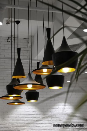 理发店装饰设计效果图,理发店装饰布局图