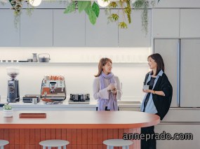 黑色吊顶办公室装修效果图