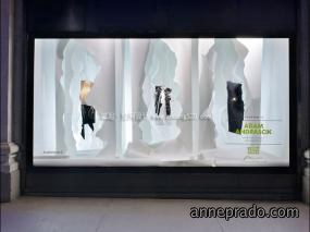 服装店橱窗设计效果图片