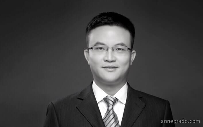 梁华权